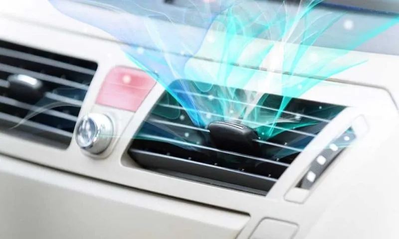 Giải pháp khắc phục điều hòa ô tô thổi ra khí nóng