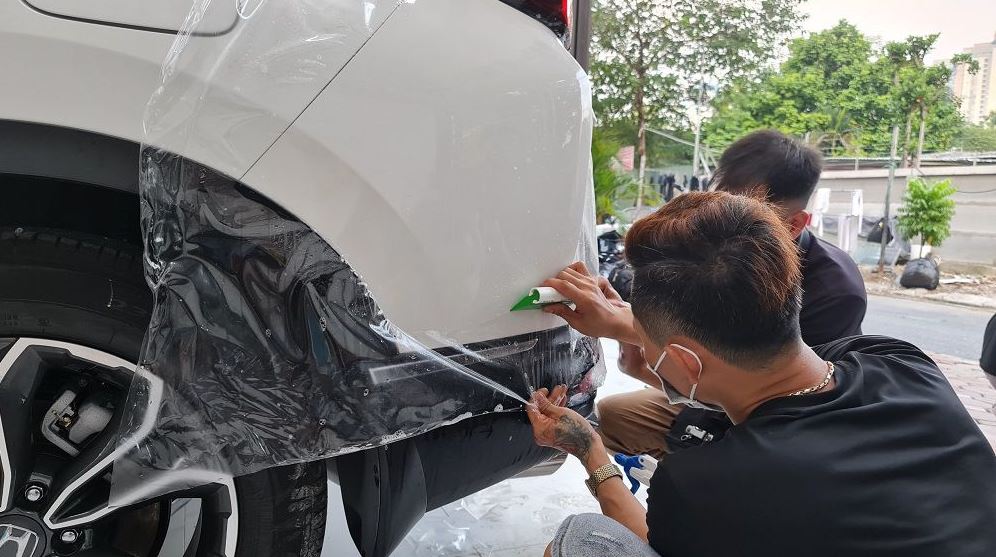 Có nên dán PPF cho ô tô?